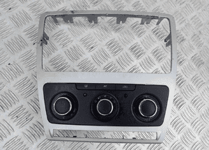 Panel Klimatyzacji Superb 2 3T0820047H 1