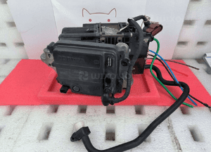 Porsche Pompa Kompresor zawieszenia WABCO 95C616005E 3