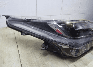 Lampa toyota corolla E16 lift full led prawa 81110-02L70-00 3