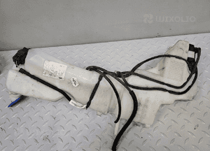 ZBIORNIK ZBIORNICZEK SPRYSKIWACZY Ford Kuga Mk1 I lift 2,0TDCI 4