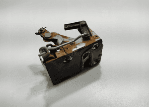 Zamek drzwi prawy przód przedni land rover defender 1999-2014 europa 5