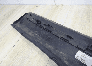 Mercedes gla W247 listwa drzwi przód prawy A2477271501 7