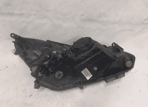 Przod przednia lampa lewa opel corsa d 5