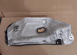 Audi A6 C7 osłona termiczna komory silnika 4