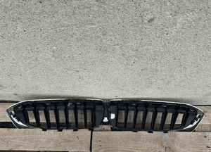 Grill atrapa nerki zderzak przód bmw G20 G21 7449428 cały 4