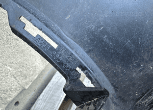 Zderzak przód przedni mercedes eqc W293 2019- A2938850000  dół A2938851100 8