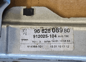 Peugeot 3008 5008 podnośnik mechanizm szyby przód przedni lewy 9682808980 2