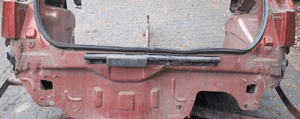 Ford Fiesta MK6 pas tył tylny ściana bagażnika