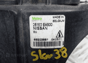 Lampa przeciwmgielna nissan navara 26150EA500 3