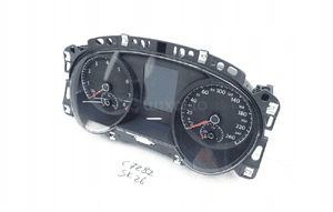 Licznik zegary vw sportsvan 517 39742KM 517920740D 3