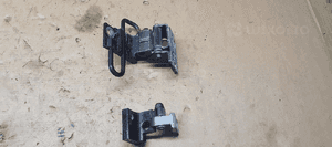 Zawias prawy tył tylny górny dolny para VW Touareg 7L0833402 4