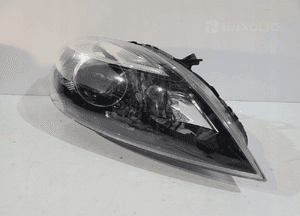 VOLVO V40 Lampa Xenon R - 13686 2