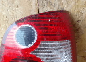 Lampa tył tylna prawa vw polo 9N oryginał wysyłka! 3