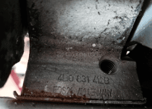 Zawias zawiasy drzwi prawy przód para VW Passat B5 FL 4
