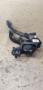Pedał sprzęgła hamulca Mercedes W245 A1692902401 4