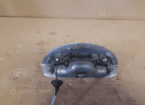 Nissan micra K12 mikrostyk przycisk klapy tylnej srebrny KY0 2
