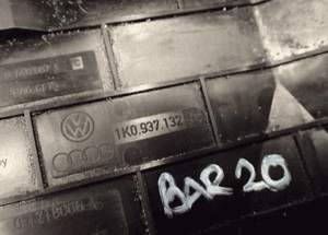 SKRZYNIA BEZPIECZNIKÓW AUDI A3 8P 1K0937132F RADOM 3