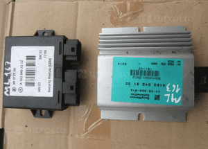 Mercedes ml 163 sterownik alarmu 1635452232 / sterownik reduktora 1635450132 1