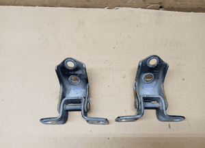 Zawias zawiasy drzwi lewy przód para Mazda 6 Lift 2
