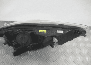 Lampa przednia przód lewa ford fiesta MK7 lift 2012-2017 10
