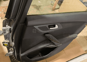 Drzwi prawe tylne prawy tył peugeot 508 sedan kthb 5