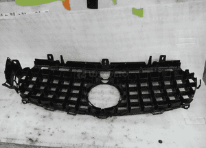 Mercedes W213 zamiennik grill atrapa 5