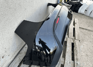 Zderzak tył tylny tesla model y 2020-  spoiler dół 1493763-00-A orygi cały 2