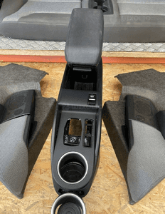 Bmw I3 zestaw fotele grzane kanapa tunel boczki komplet 9