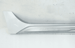 Listwa progowa prawa audi A4 B9 lift allroad 2019- 4