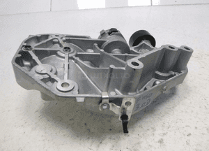 Mitsubishi canter fuso łapa alternatora wspornik 3