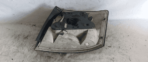 Tyl tylna lampa lewa audi A4 B6 sedan 4