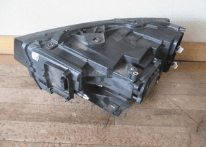 LAMPA PRZEDNIA PRZÓD PRAWA AUDI Q2 FULL LED 2016-2020 15