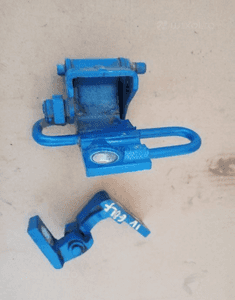 Zawias zawiasy drzwi prawy tył para VW Golf IV 4 1