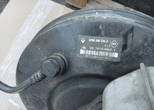 serwo laguna 2 2.2 dci 8200100246a 2