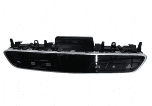 Mercedes W213 panel sterowania radiem nawigacją 1