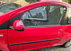 Citroen C1 Peugeot 107 Toyota Aygo 3D drzwi prawe  lewe KJH 1
