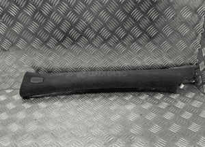 Mercedes W221 poszycie osłona słupka lewe alcantara A2216901525 1