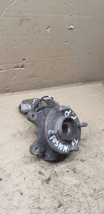 Zwrotnica piasta prawy przód przednia prawa Ford Fusion 2