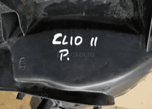 Lampa prawy przód przednia prawa Renault Clio II 9