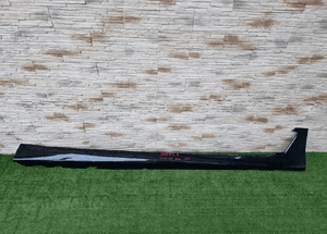 Listwa progowa prawa bmw 6 G32 m pakiet 416 1