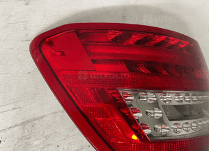 Mercedes c-klasa W204 lift led lampa lewy tył lewa tylna A2048206264 2