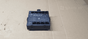 Moduł sterownik drzwi prawy przód Mercedes GL X166 W166 A1669004402 2