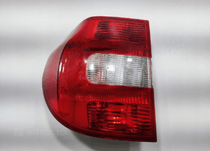 Lampa lewa tył tylna skoda yeti 5L 5L0945095 2012-2017 lift europa 5