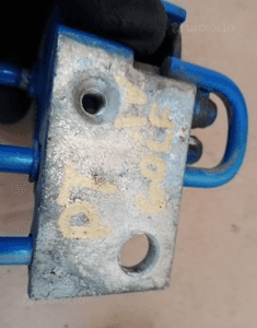 Zawias zawiasy drzwi prawy tył para VW Golf IV 4 4