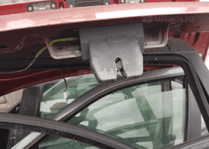 zamek klapy volvo s 40 lift