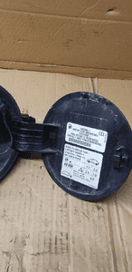 Klapka wlewu paliwa VW Golf V Plus LC9Z 5M0809857 5