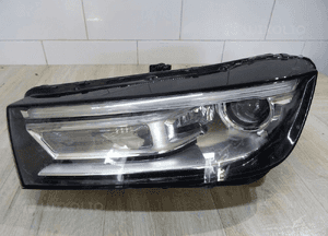 Audi Q5 SQ5 2016 Lewa strona Lampy przednie 1
