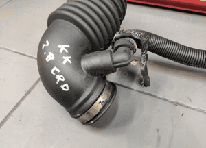 Jeep cherokee liberty kk nitro 2.8CRD rura dolotowa dolot powietrza turbo 3