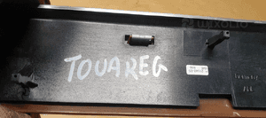 Listwa osłona dekor konsoli VW Touareg 7L6857188S 7L6858969 6
