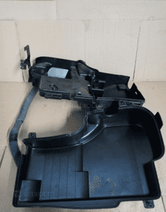 Oslona bezpiecznikow skrzynka peugeot 407 9644856080 obudowa 2